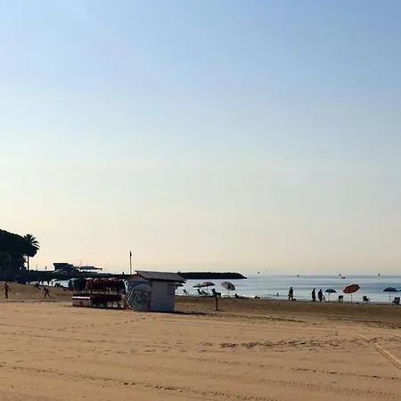 아파트 For A Roesmar 캠브릴스