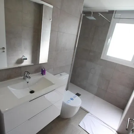 For A Roesmar Appartement *