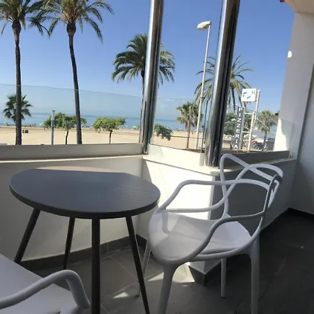 For A Roesmar Cambrils